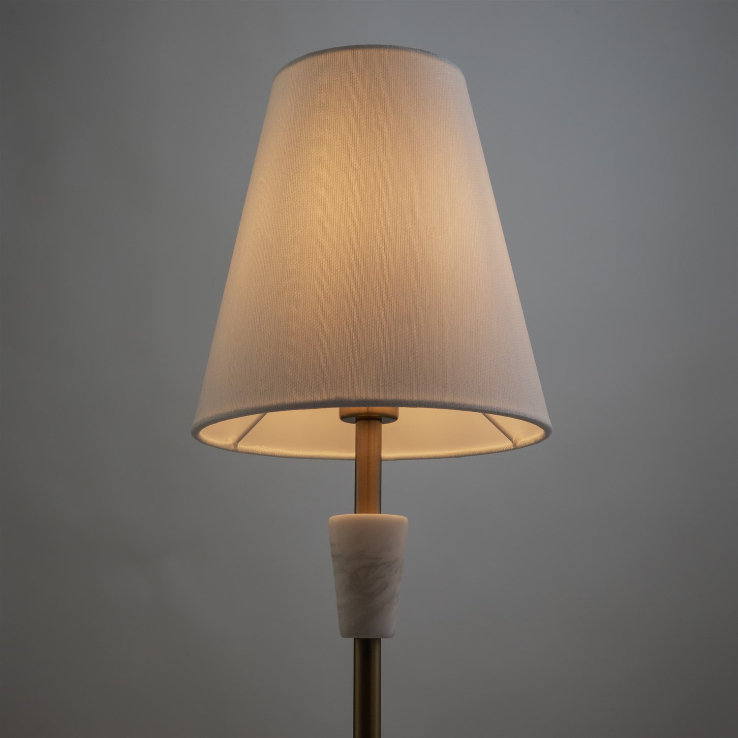 Freya Modern Pietra Настольный светильник цвет: латунь FR5371TL-01BS