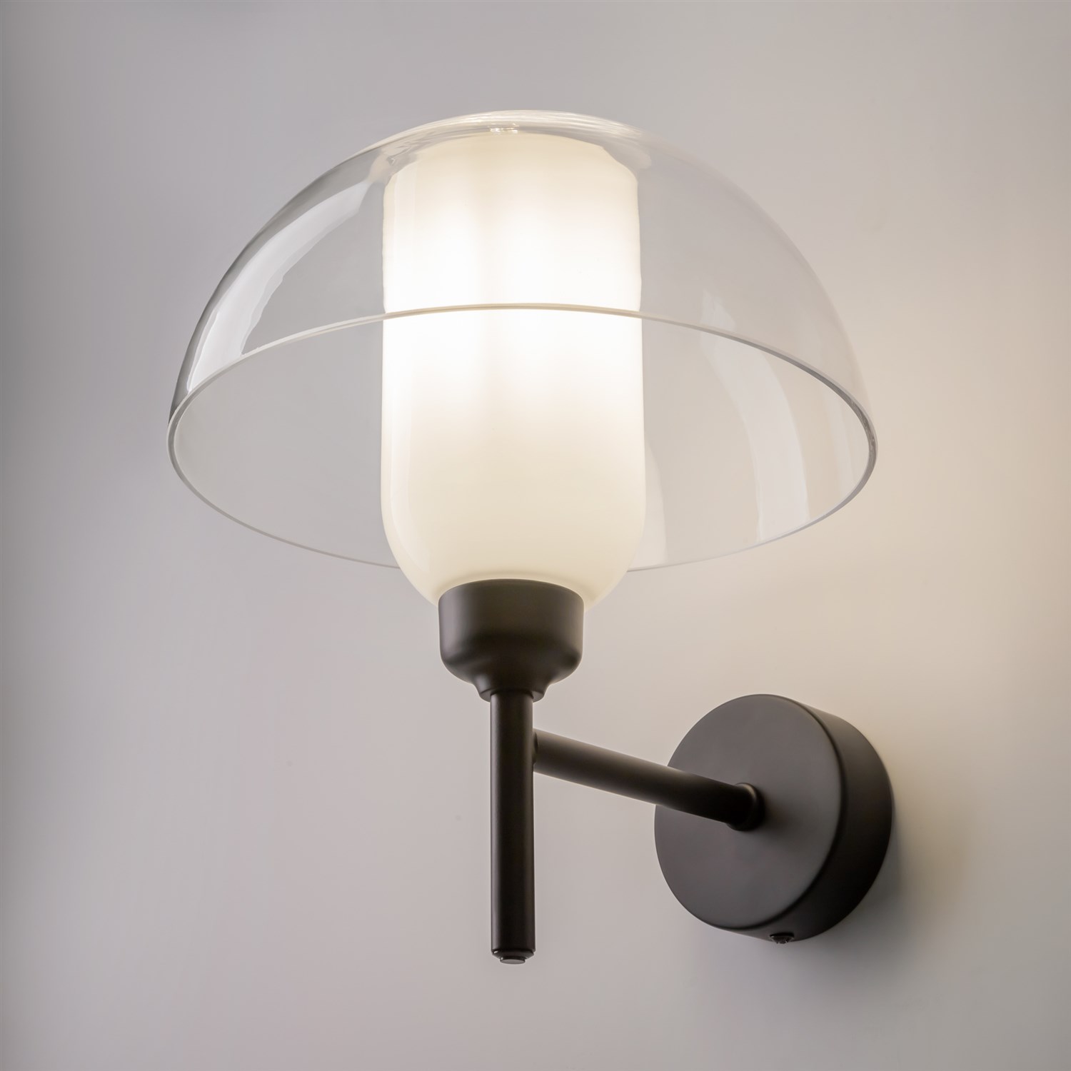 Maytoni Modern Memory Настенный светильник (бра) цвет: черный MOD177WL-01B