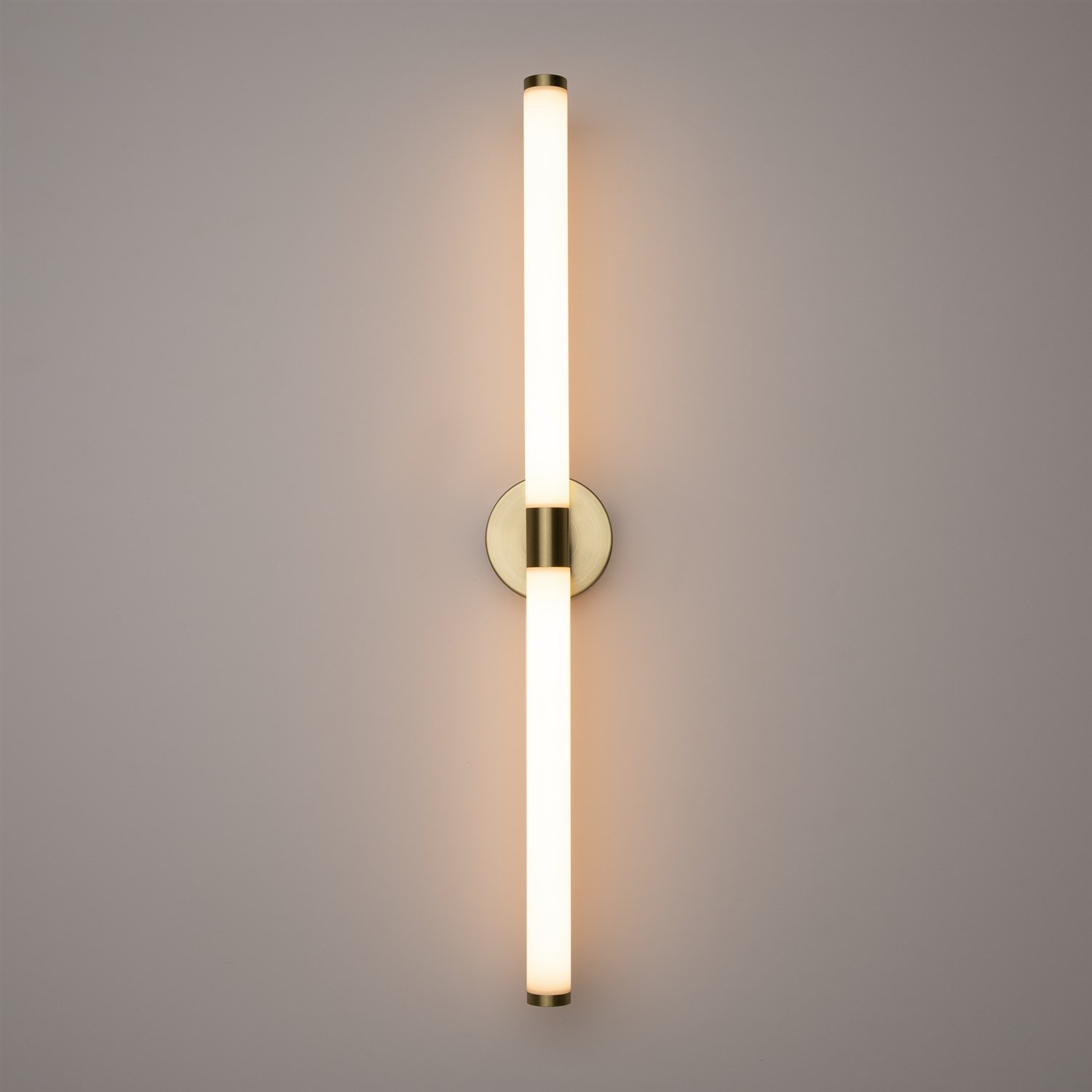 Maytoni Modern Axis Настенный светильник (бра) цвет: золото MOD106WL-L16G3K