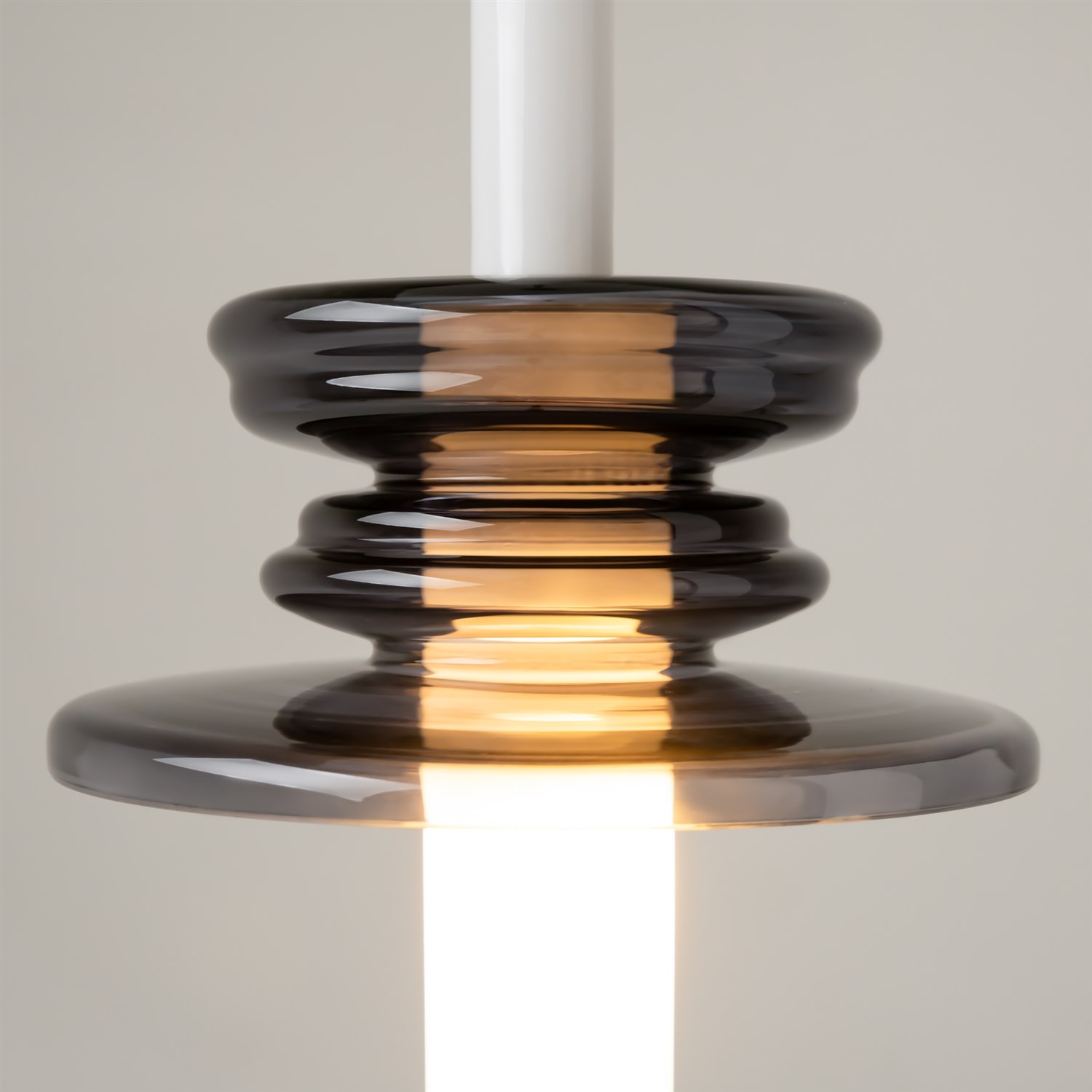 Maytoni Modern Sound Wave Подвесной светильник цвет: черный MOD255PL-01B1