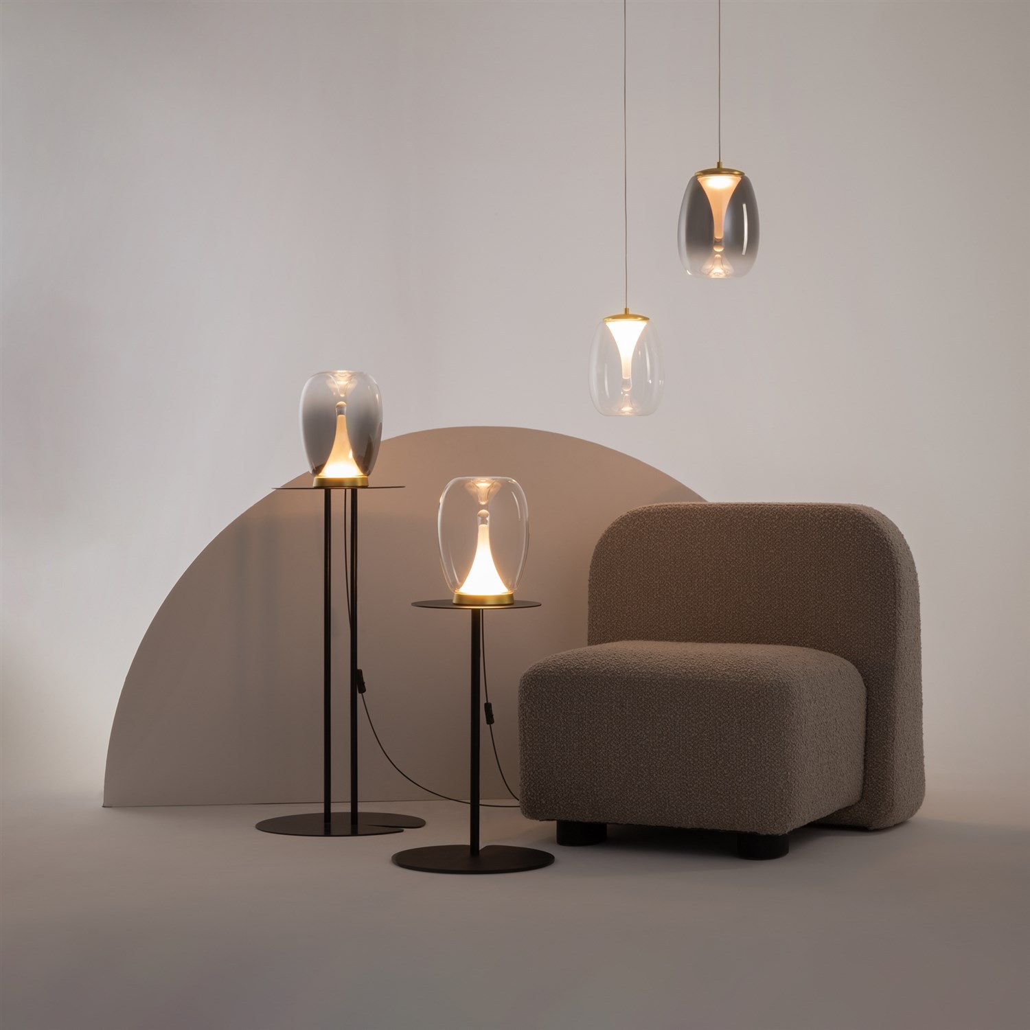 Maytoni Modern Splash Настольный светильник цвет: золото MOD282TL-L15G3K1