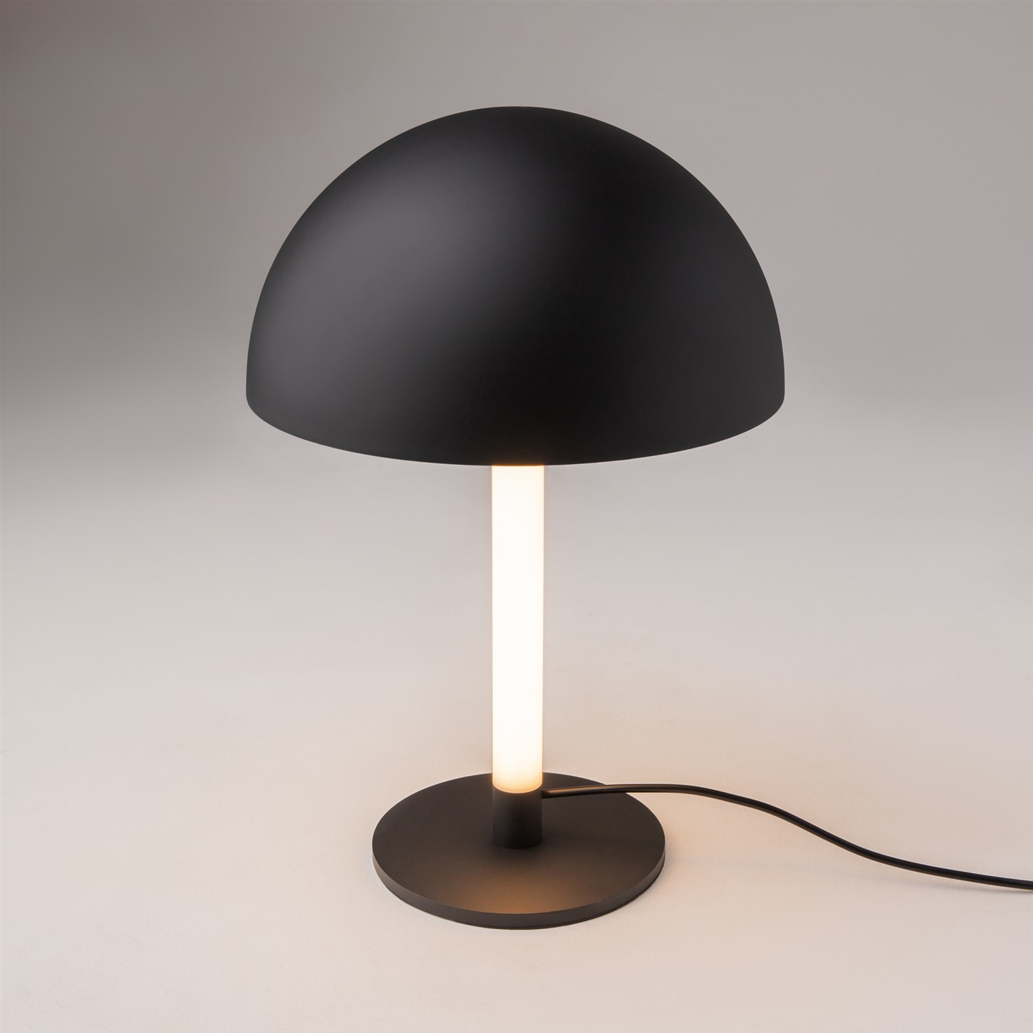 Maytoni Modern Ray Настольный светильник цвет: черный Z012TL-L8B3K