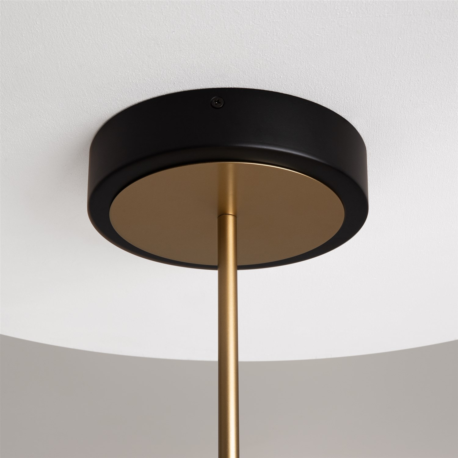 Maytoni Modern Link Подвесной светильник цвет: черный и латунь MOD357PL-L40BS3K