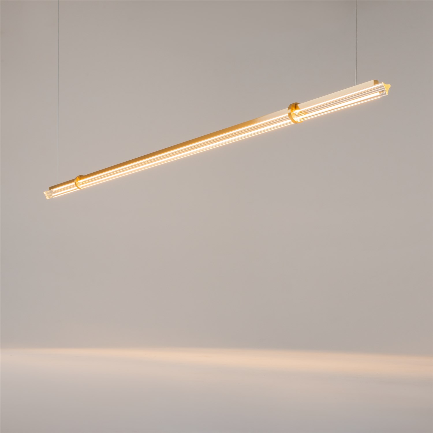 Maytoni Modern Plume Подвесной светильник цвет: латунь MOD340PL-L28BS3K