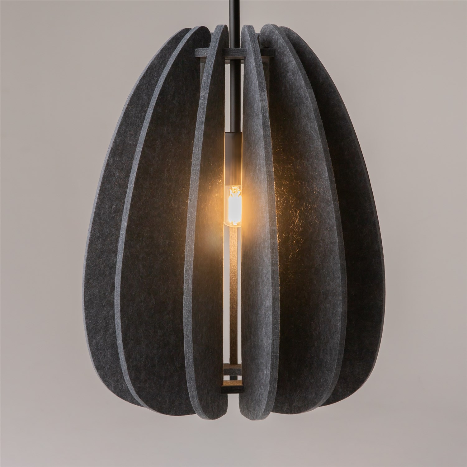 Maytoni Modern Cambio Подвесной светильник цвет: черный MOD398PL-01GR