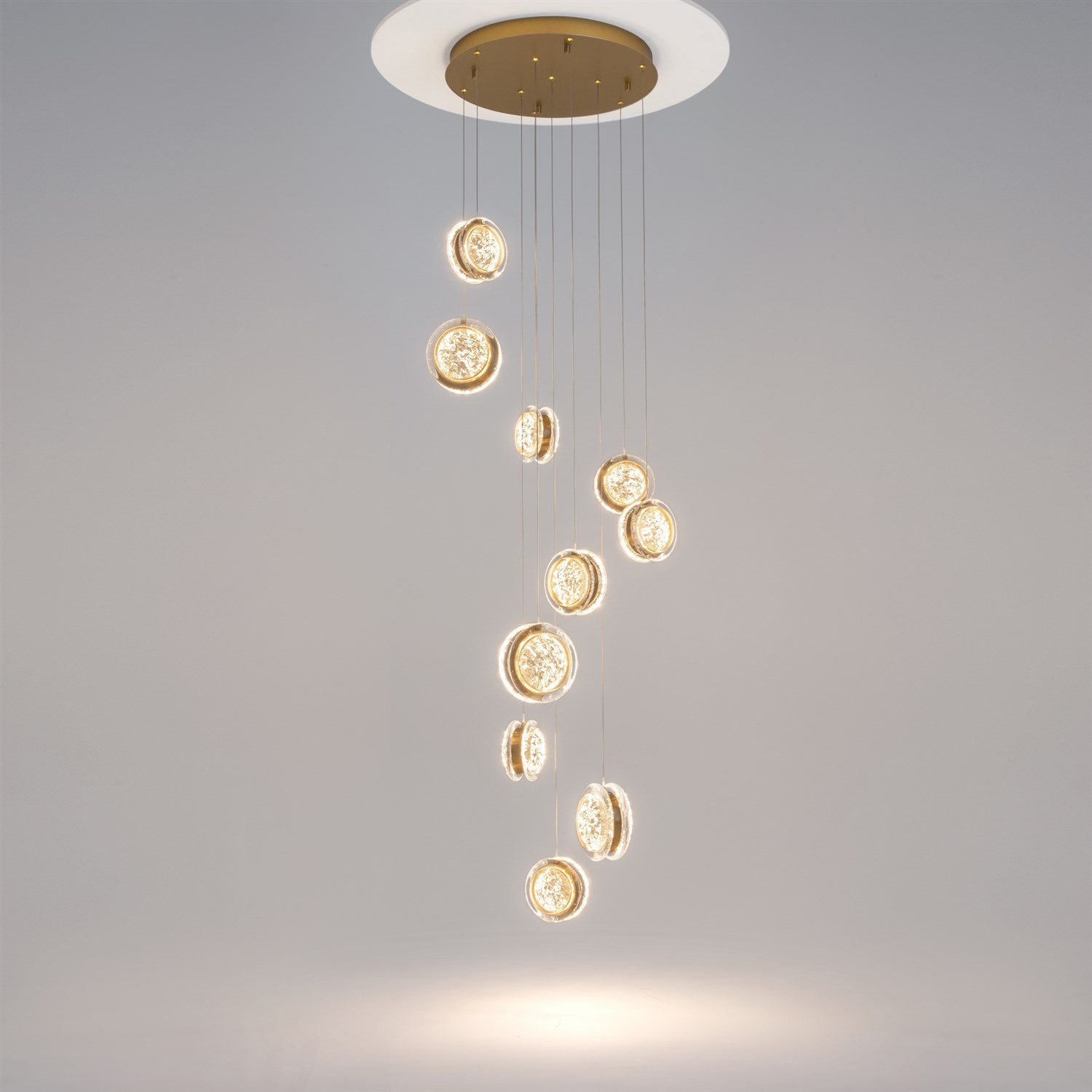 Maytoni Modern Pharao Подвесной светильник цвет: черный и латунь MOD361PL-L41BS3K