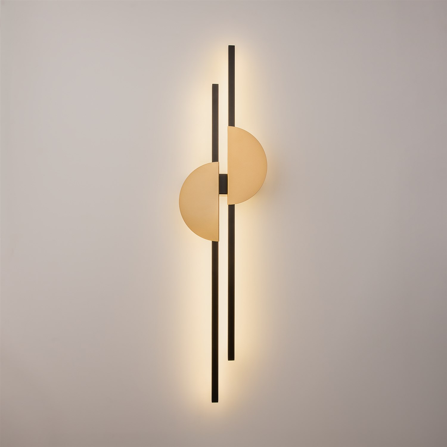 Maytoni Modern Skyline Настенный светильник (бра) цвет: черный MOD179WL-L22BS4K1