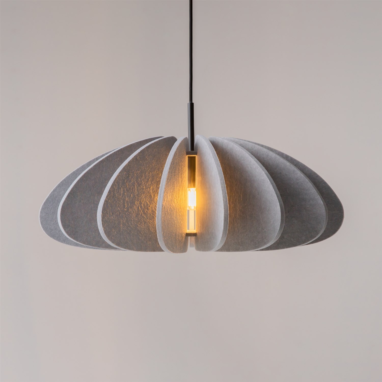 Maytoni Modern Cambio Подвесной светильник цвет: черный MOD398PL-01GR1