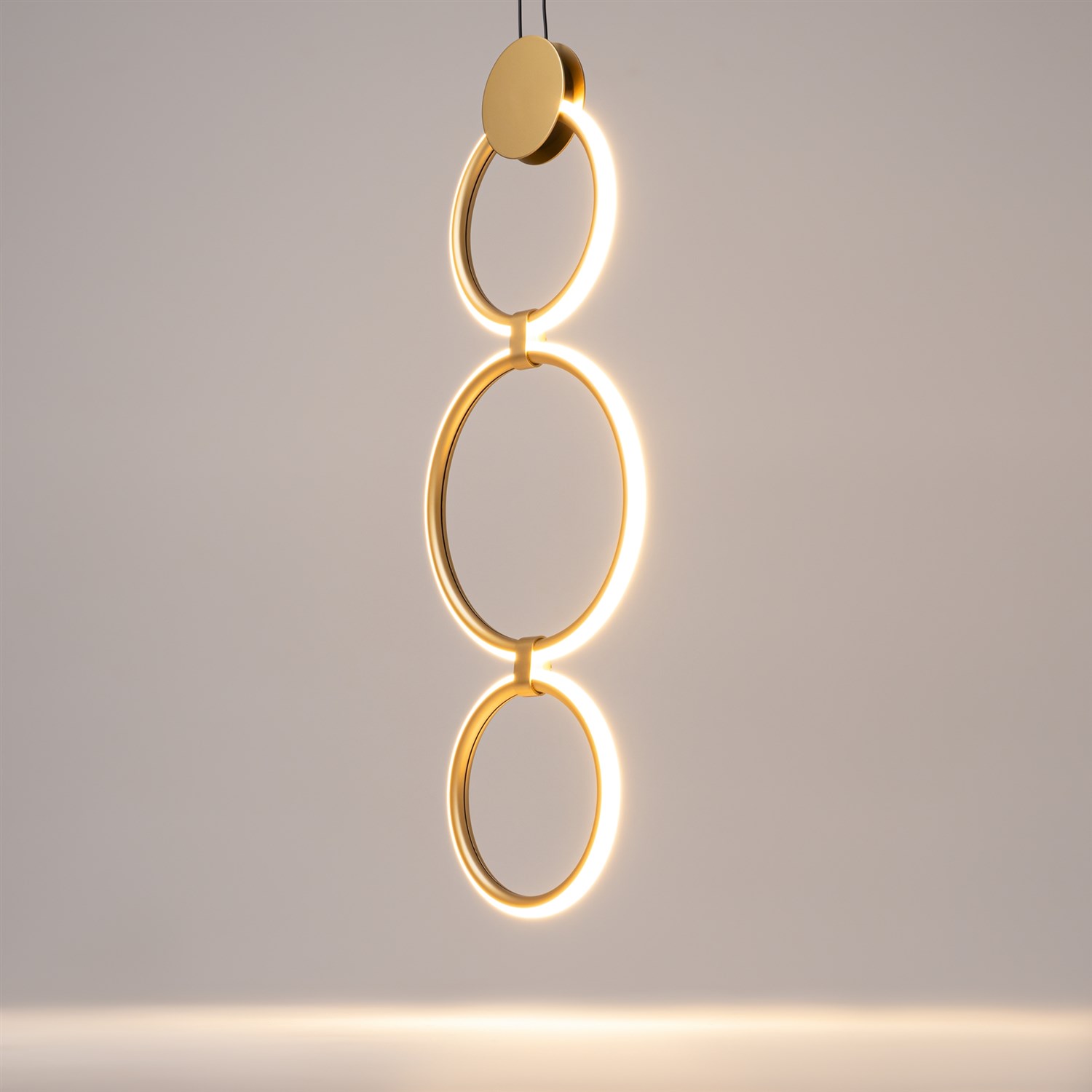 Maytoni Modern Link Подвесной светильник цвет: черный и латунь MOD357PL-L20BS3K