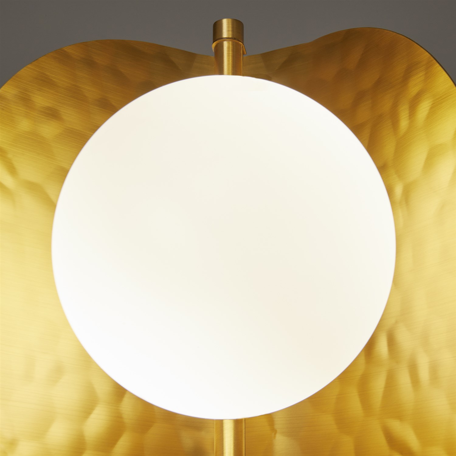 Maytoni Modern Tropic Подвесной светильник цвет: латунь MOD164PL-06BS