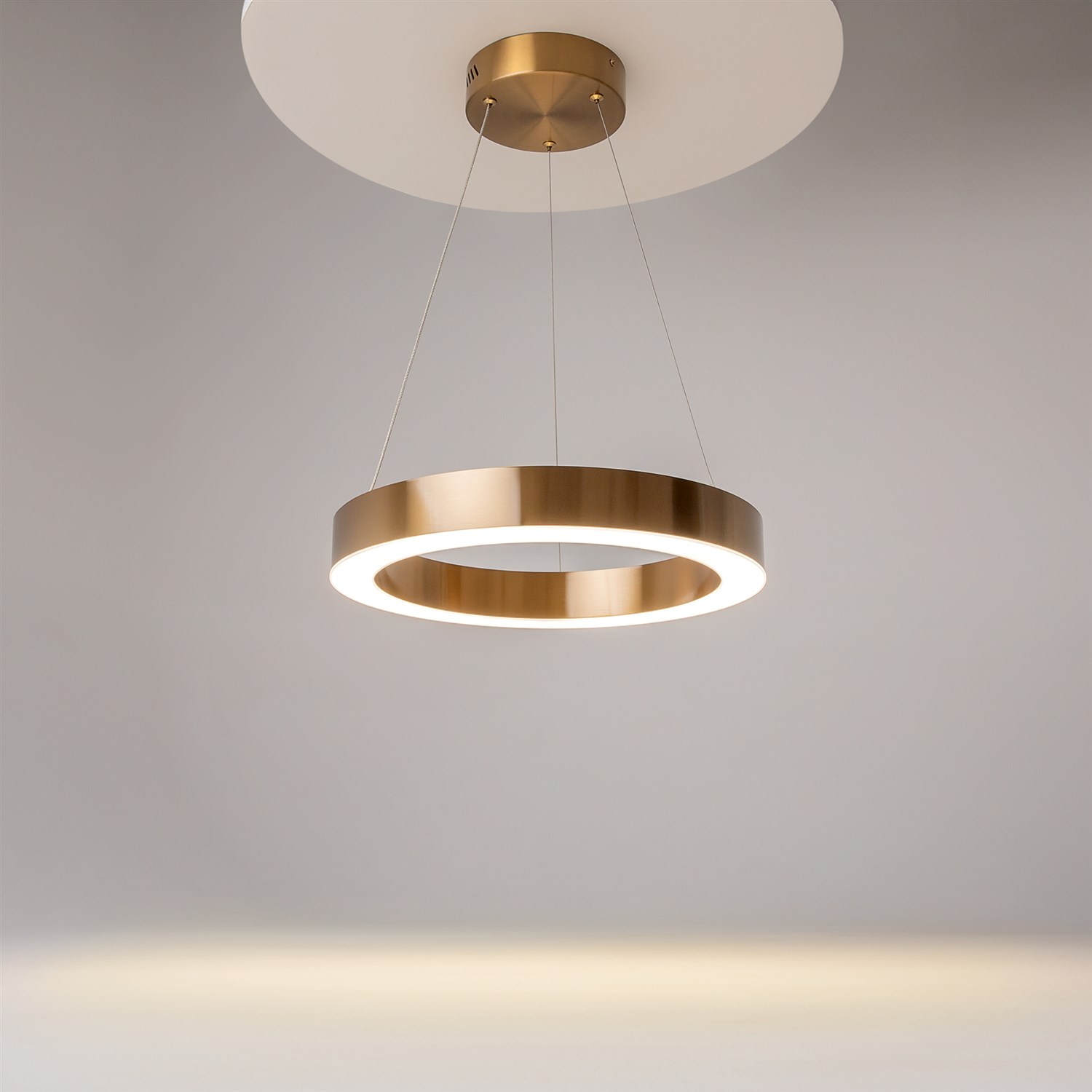 Maytoni Modern Saturno Подвесной светильник цвет: латунь MOD415PL-L36BS4K