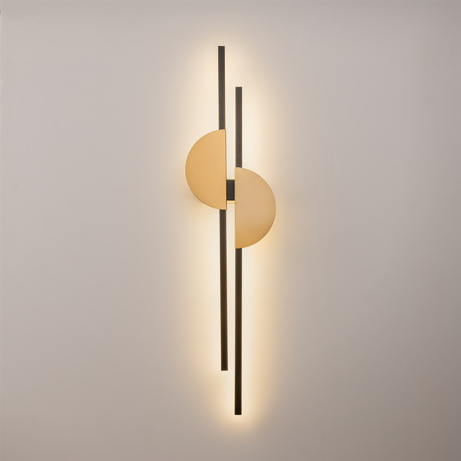 Maytoni Modern Skyline Настенный светильник (бра) цвет: черный MOD179WL-L22BS4K