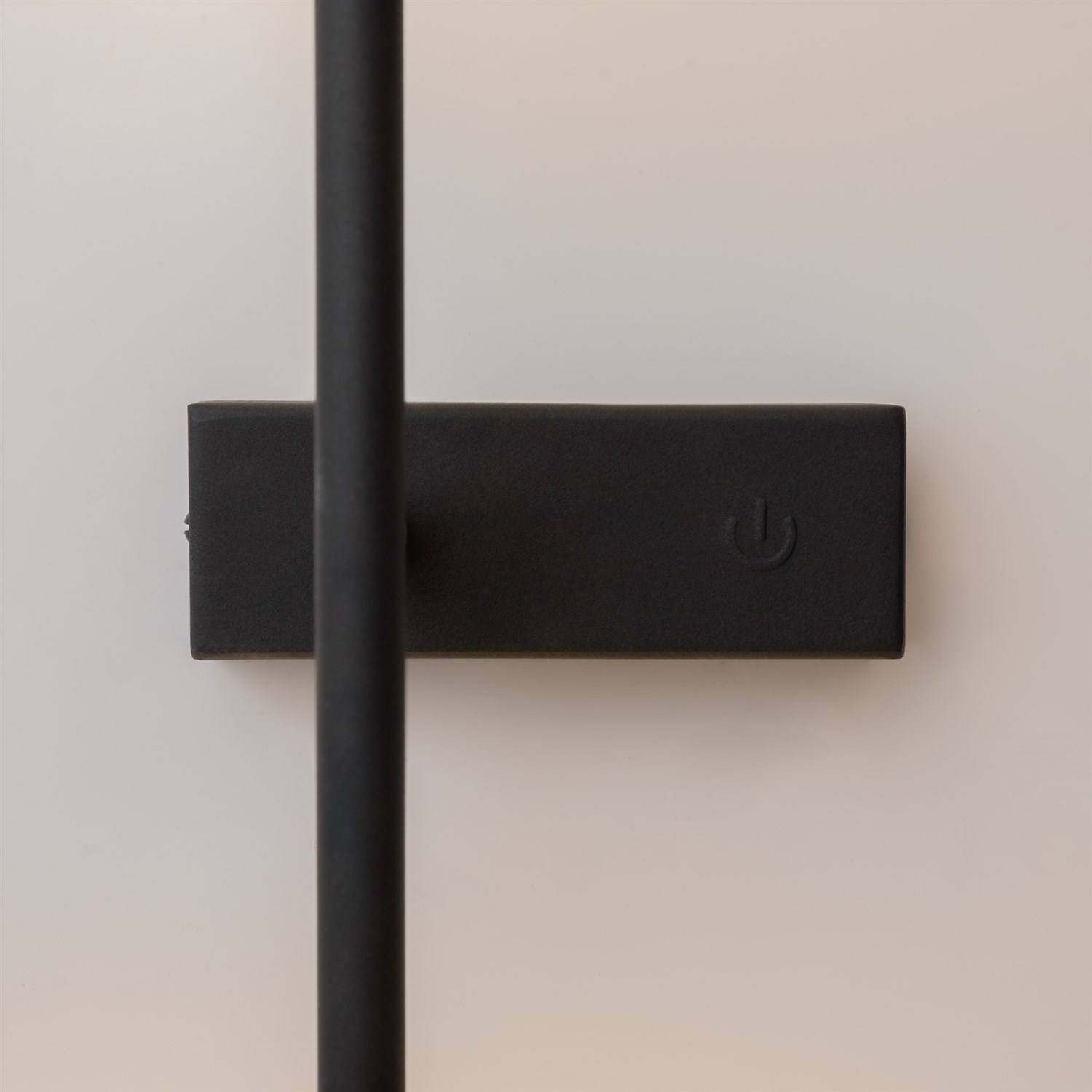 Maytoni Modern Touch Настенный светильник (бра) цвет: черный MOD285WL-L10B3K