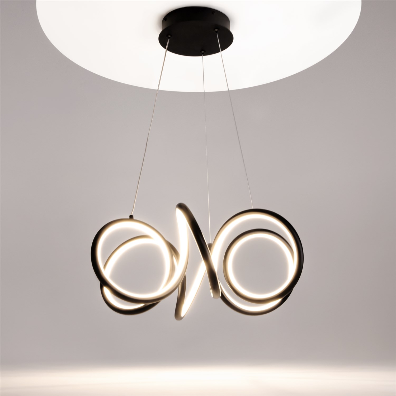 Maytoni Modern Curve Подвесной светильник цвет: черный MOD241PL-L60BK