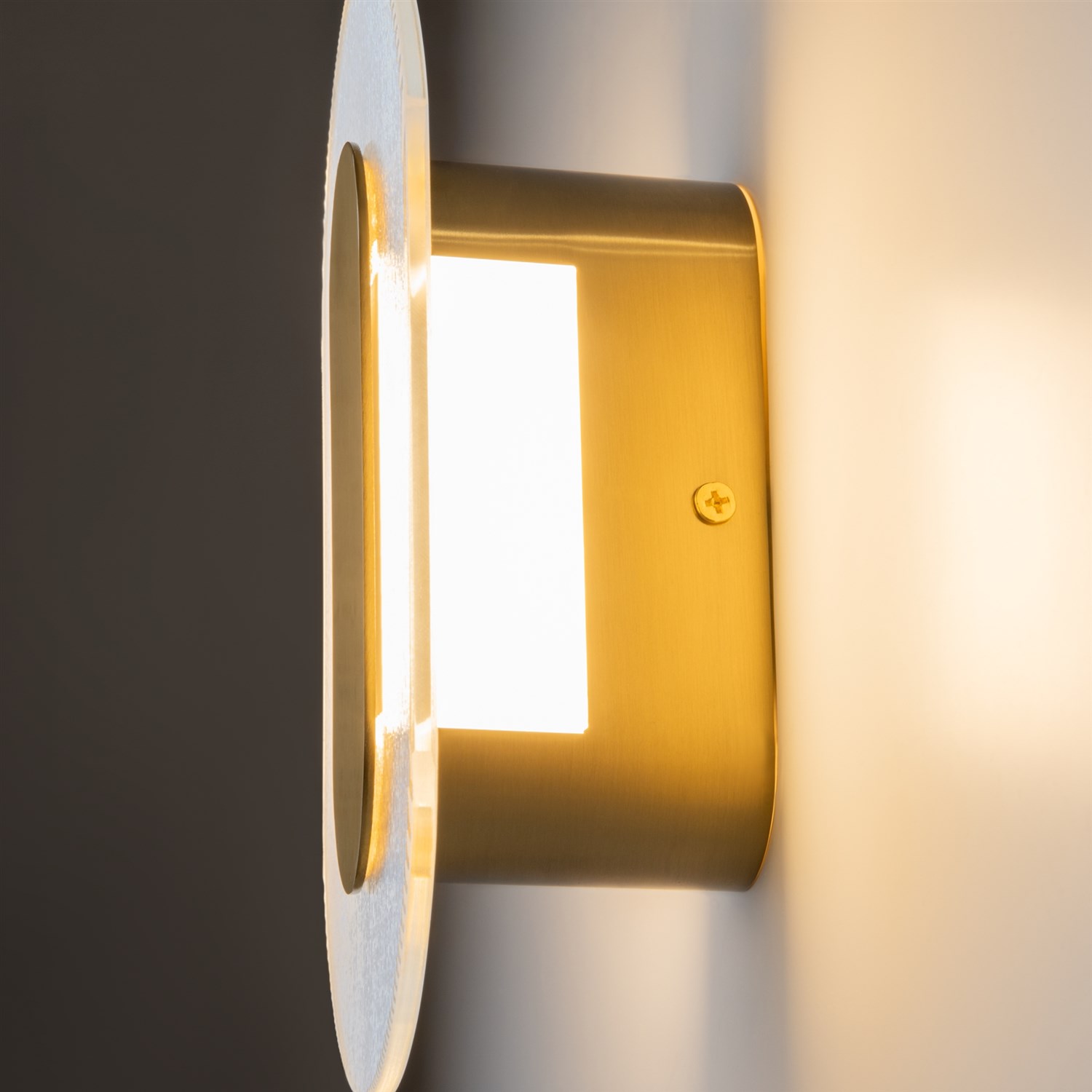 Maytoni Modern Ply Настенный светильник (бра) цвет: латунь MOD355WL-L6BS3K