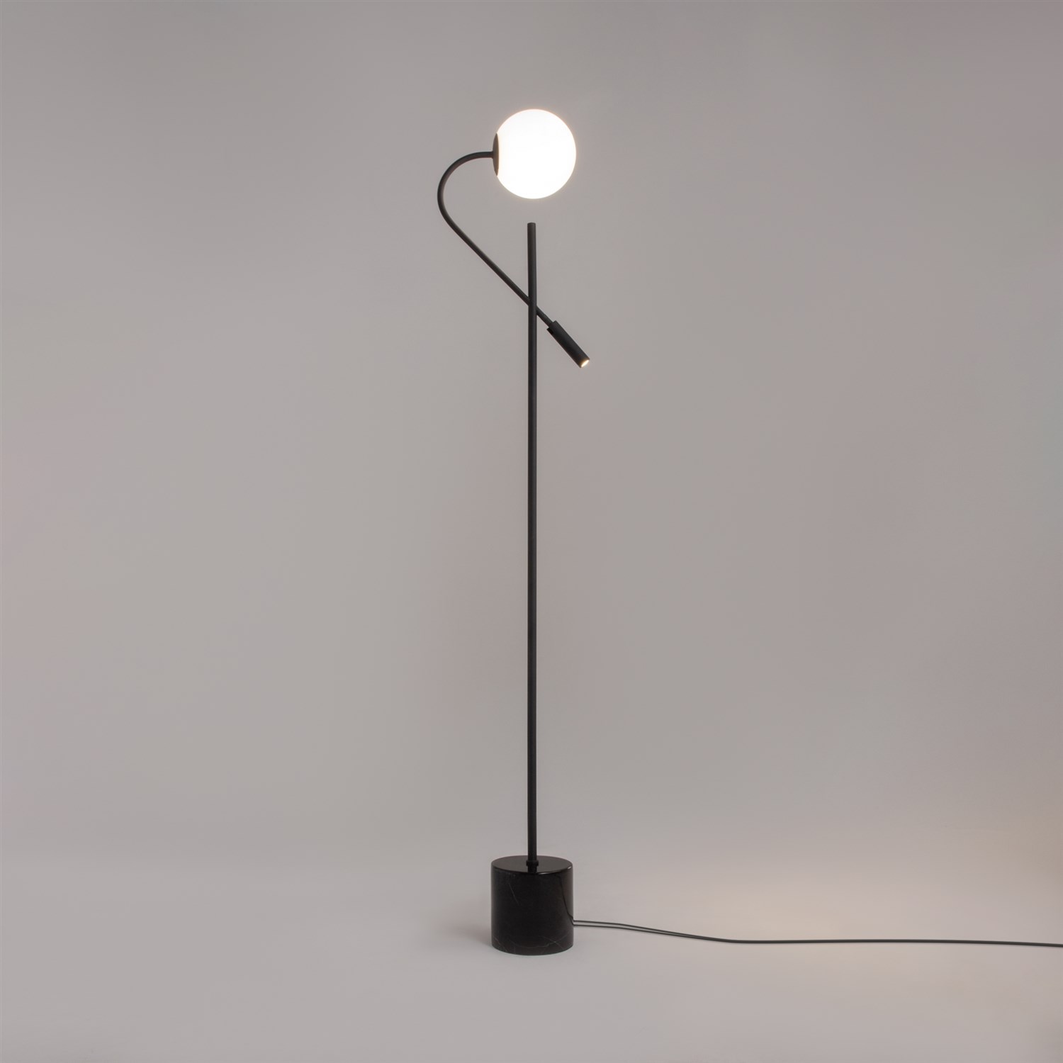 Maytoni Modern Fly Напольный светильник (торшер) цвет: черный MOD230FL-01B