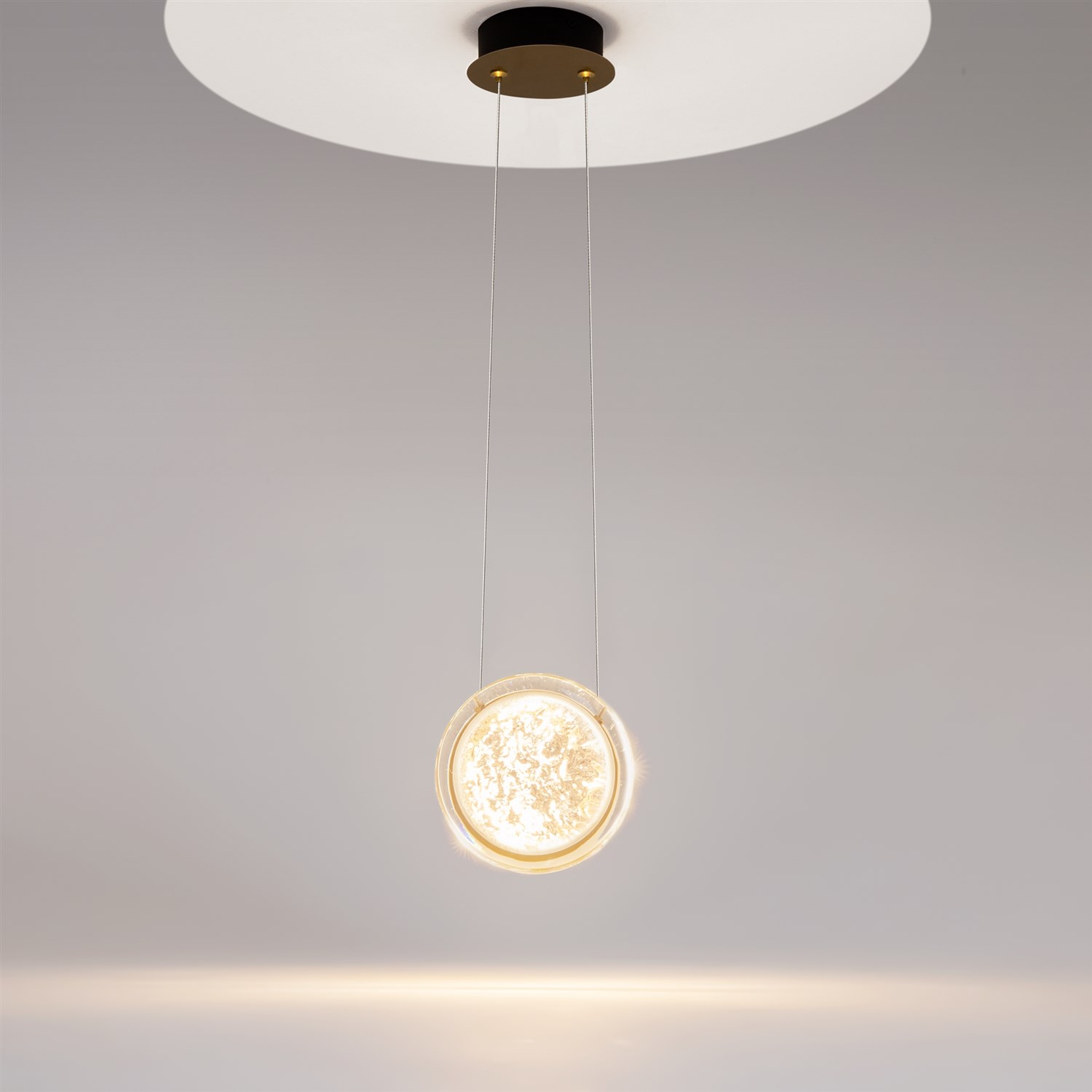 Maytoni Modern Pharao Подвесной светильник цвет: черный и латунь MOD361PL-L7BS3K1