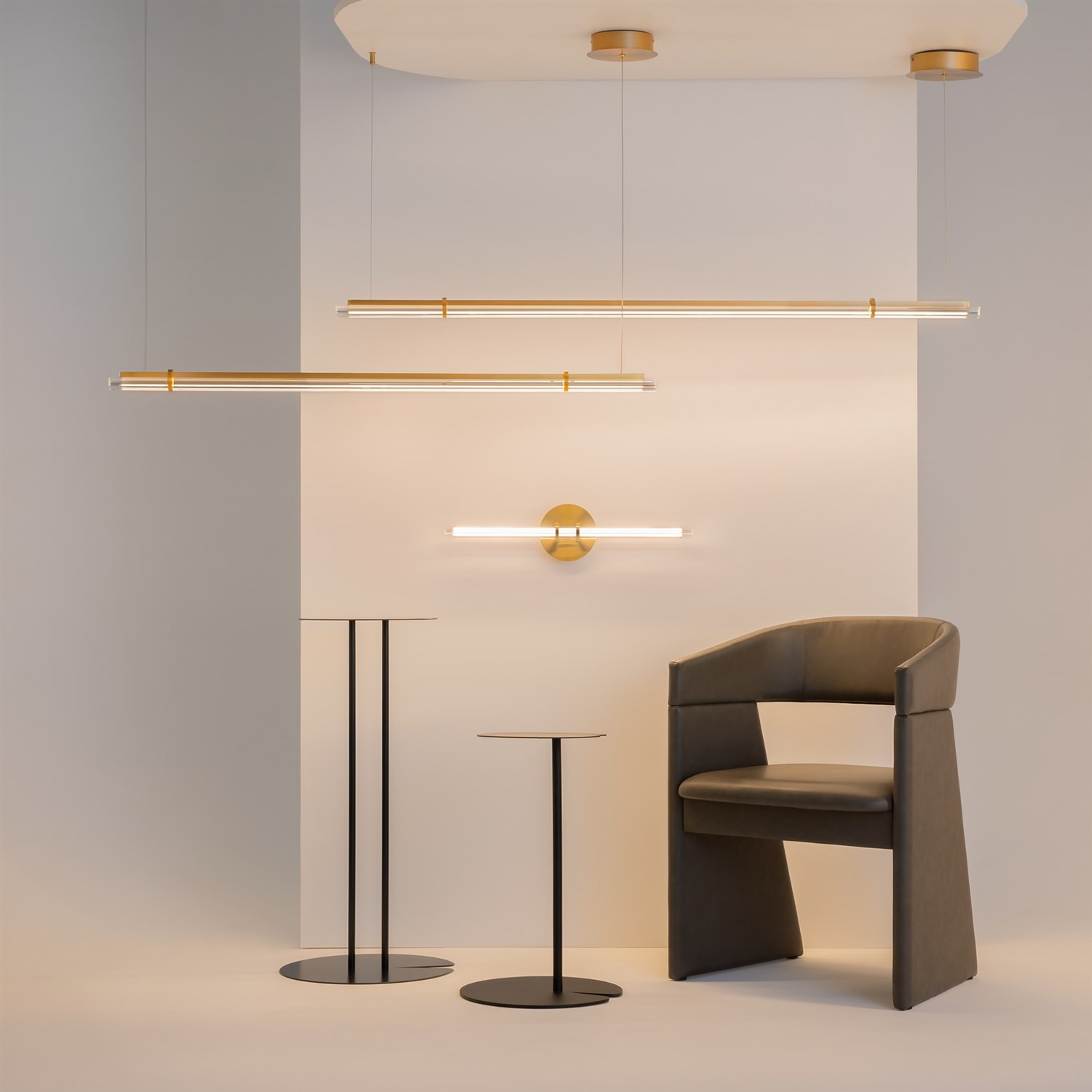 Maytoni Modern Plume Настенный светильник (бра) цвет: латунь MOD340WL-L10BS3K