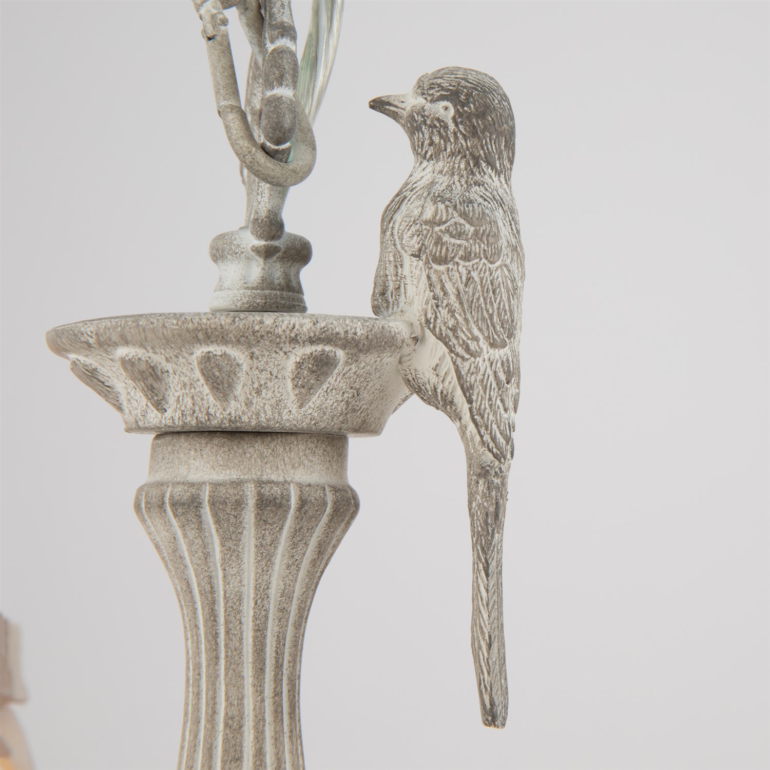 Maytoni Classic Bird Люстра цвет: белый ARM013-03-W