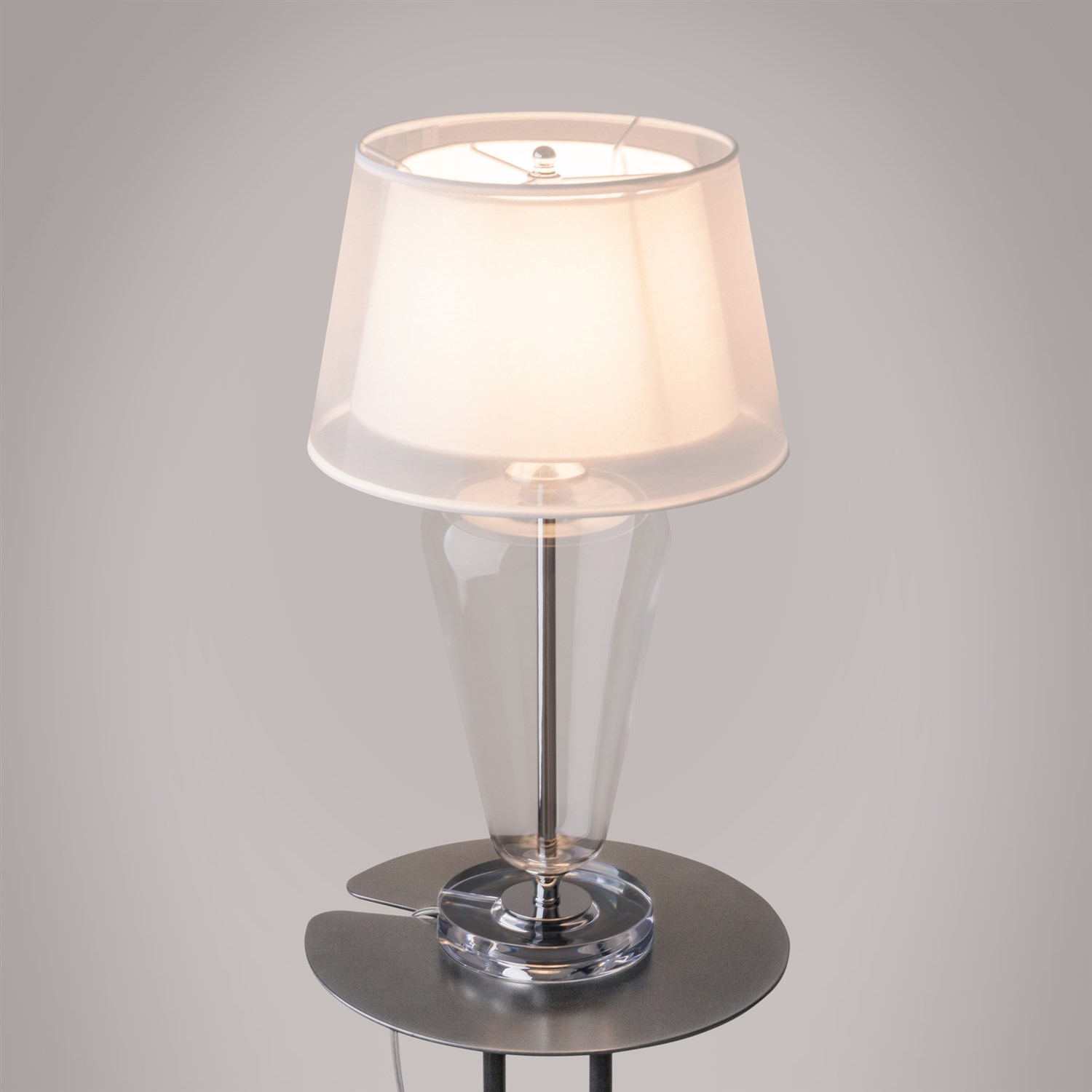 Maytoni Classic Verre Настольный светильник цвет: хром Z005TL-01CH