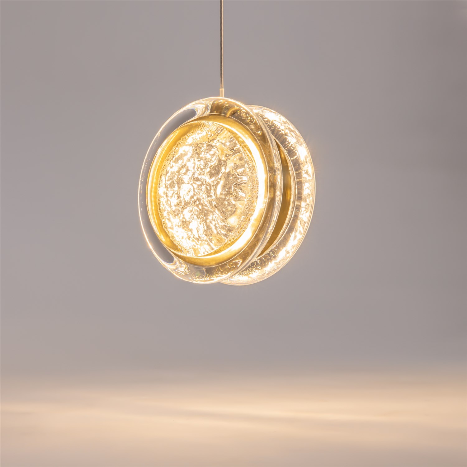 Maytoni Modern Pharao Подвесной светильник цвет: черный и латунь MOD361PL-L33BS3K