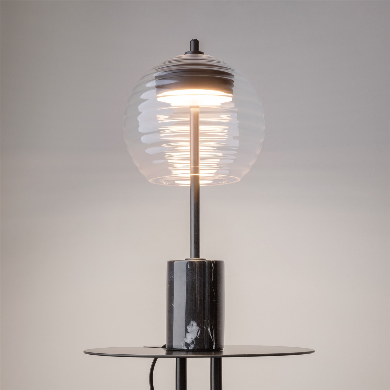 Maytoni Modern Mystic Настольный светильник цвет: черный P060TL-L12BK