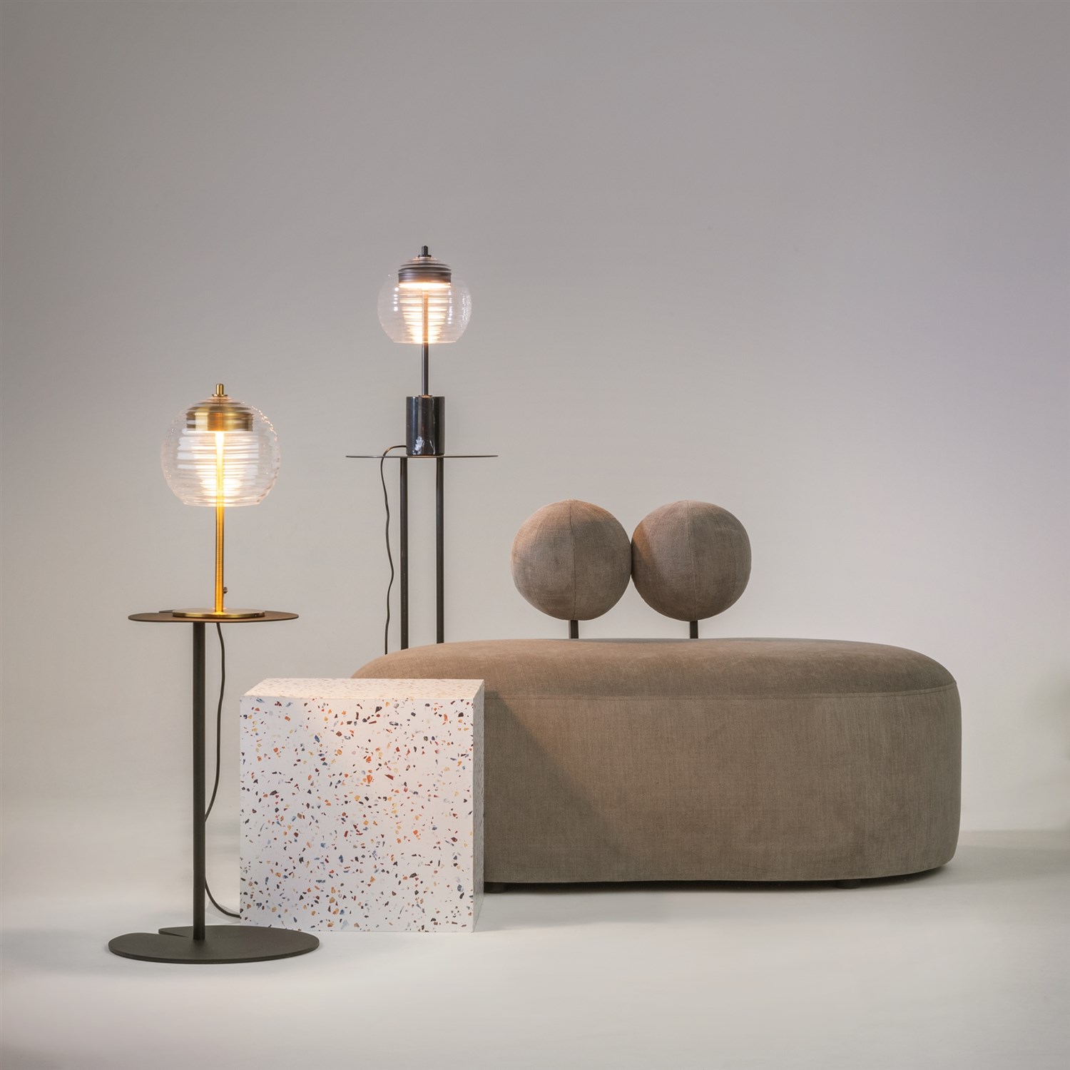 Maytoni Modern Mystic Настольный светильник цвет: черный P060TL-L12BK