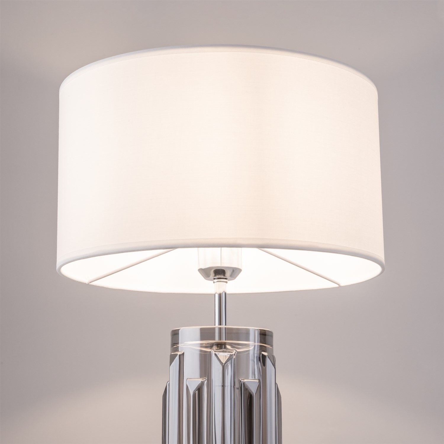 Maytoni Modern Muse Настольный светильник цвет: серый MOD304TL-01GR