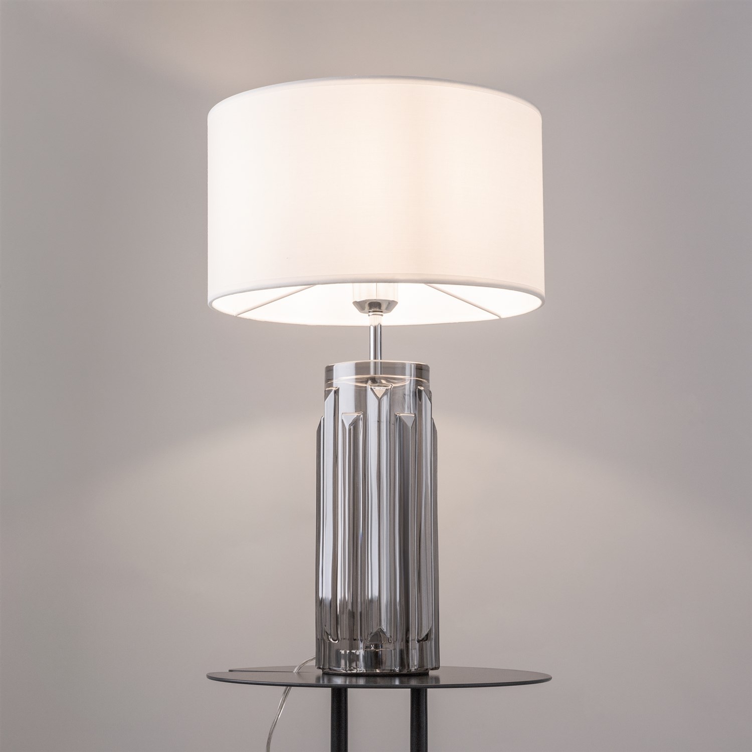 Maytoni Modern Muse Настольный светильник цвет: серый MOD304TL-01GR