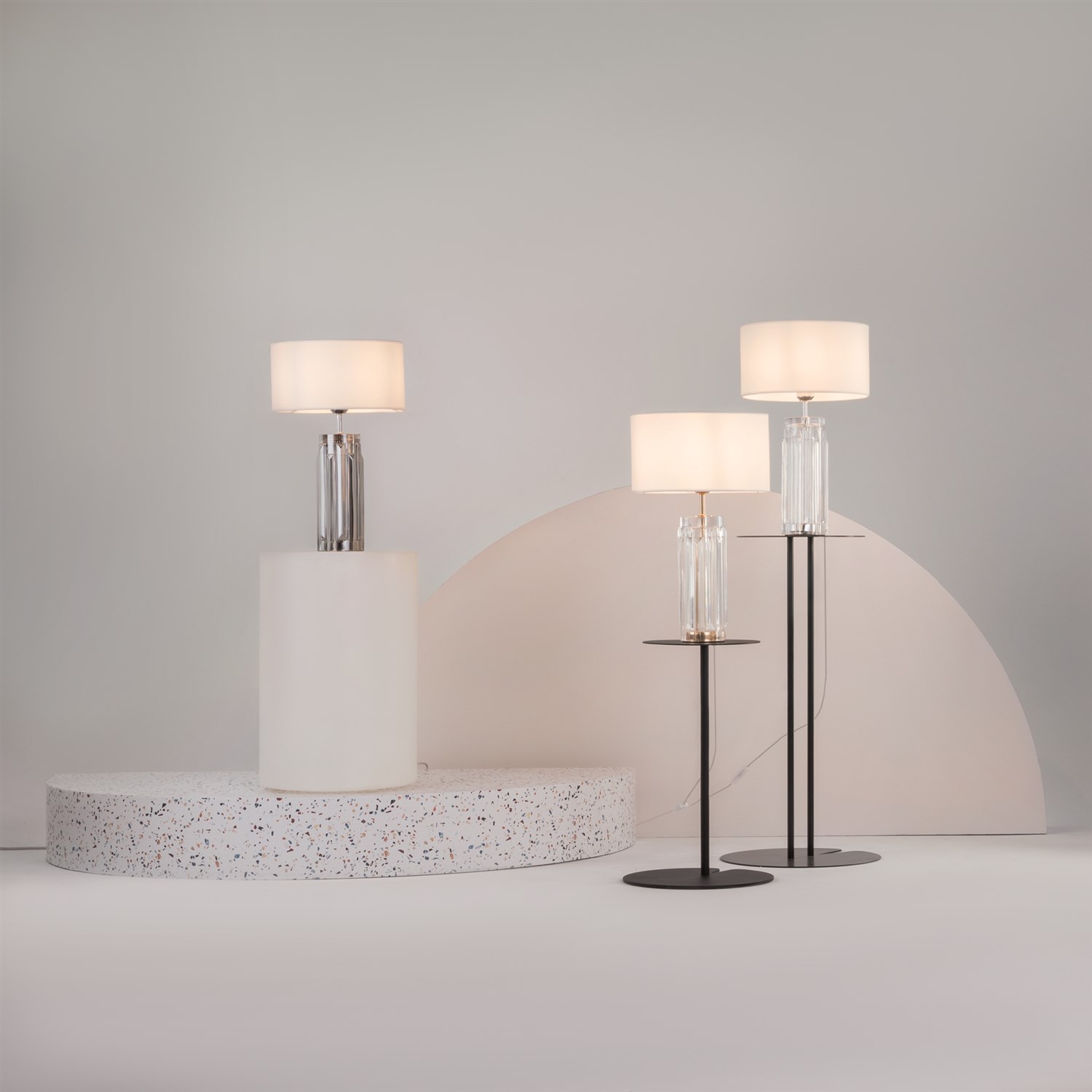 Maytoni Modern Muse Настольный светильник цвет: серый MOD304TL-01GR