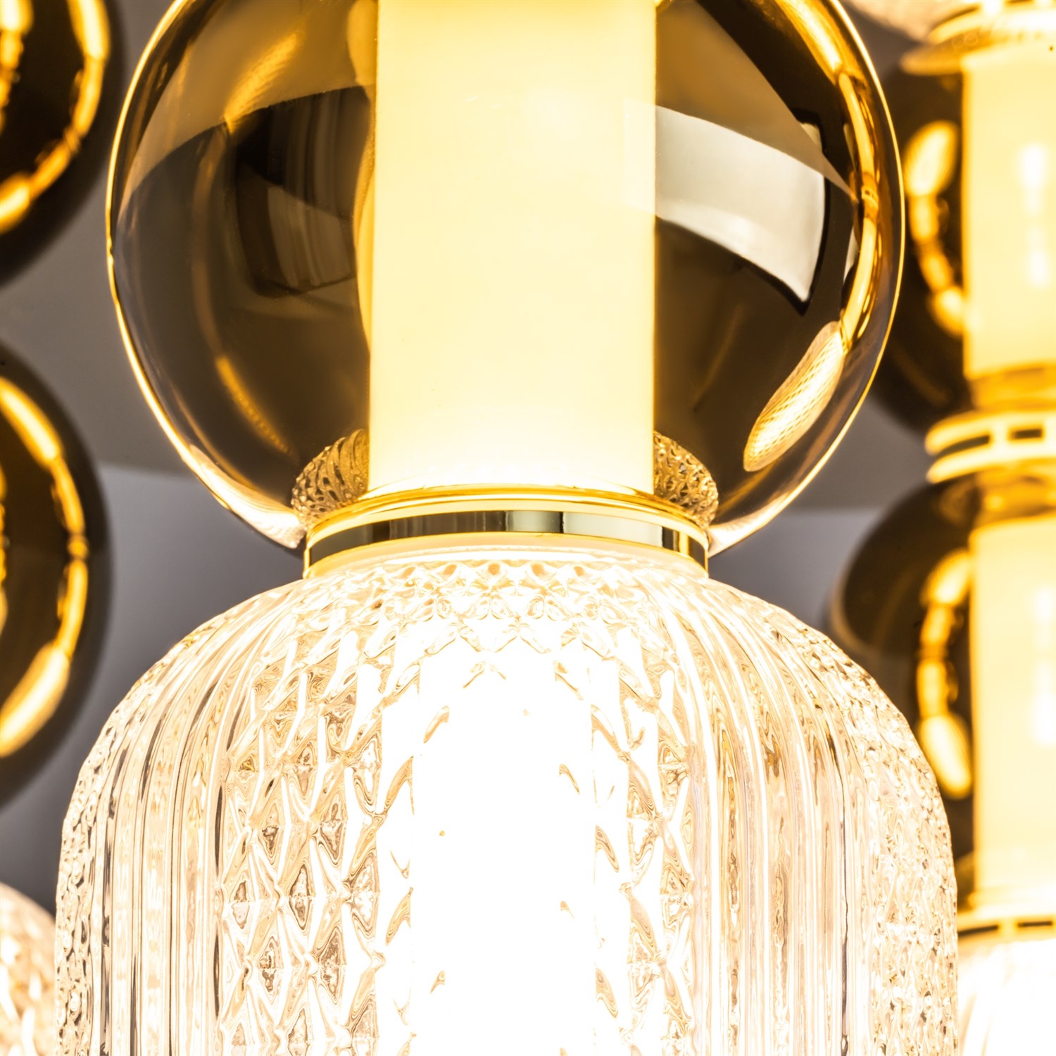 Maytoni Modern Drop Потолочный светильник цвет: золото MOD273CL-L60G3K