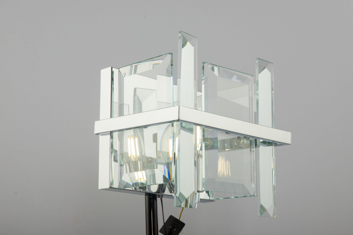 Maytoni Modern Cerezo Настенный светильник (бра) цвет: хром MOD201WL-01N